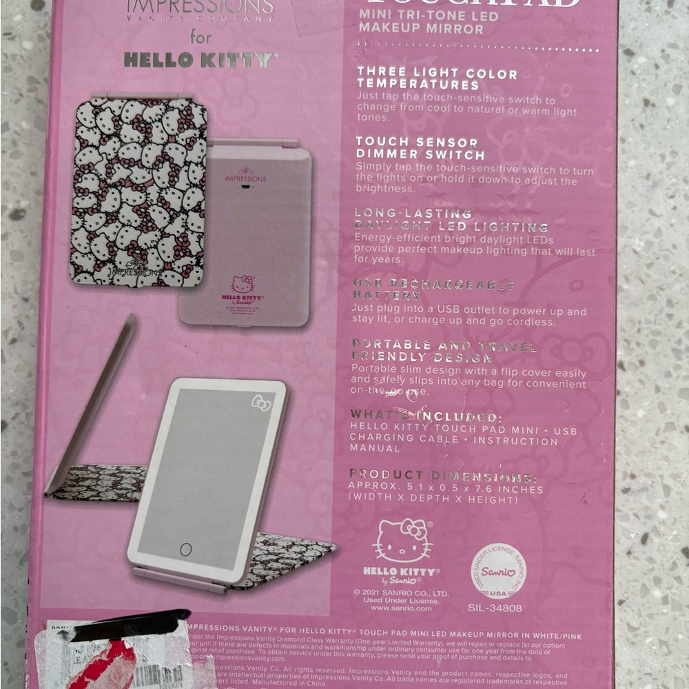 Hello Kitty TouchPad Mini Tri-Tone LED Makeup Mirror - Picture 2 of 7